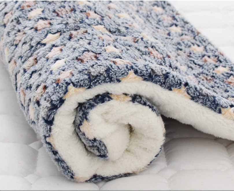 Soft Plush Flannel Fleece Pet Mat / Bed